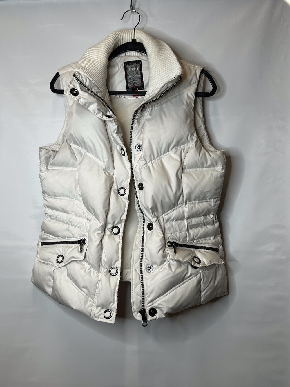 Esprit White Quilted Puffer Vest with Ribbed High Collar